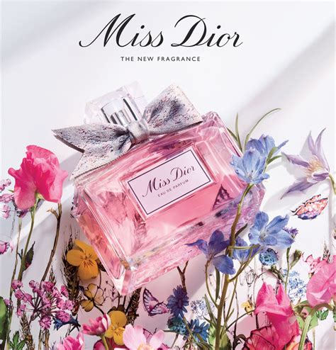 Miss Dior Eau de Parfum (2021) Dior для женщин.